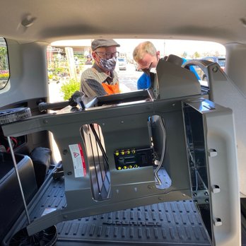 The Home Depot - Allen (or Alan) helping our new grill into the car! Can knew everything about grills ask for him!! - Nurseries & Gardening Near Me - Arvada, Colorado