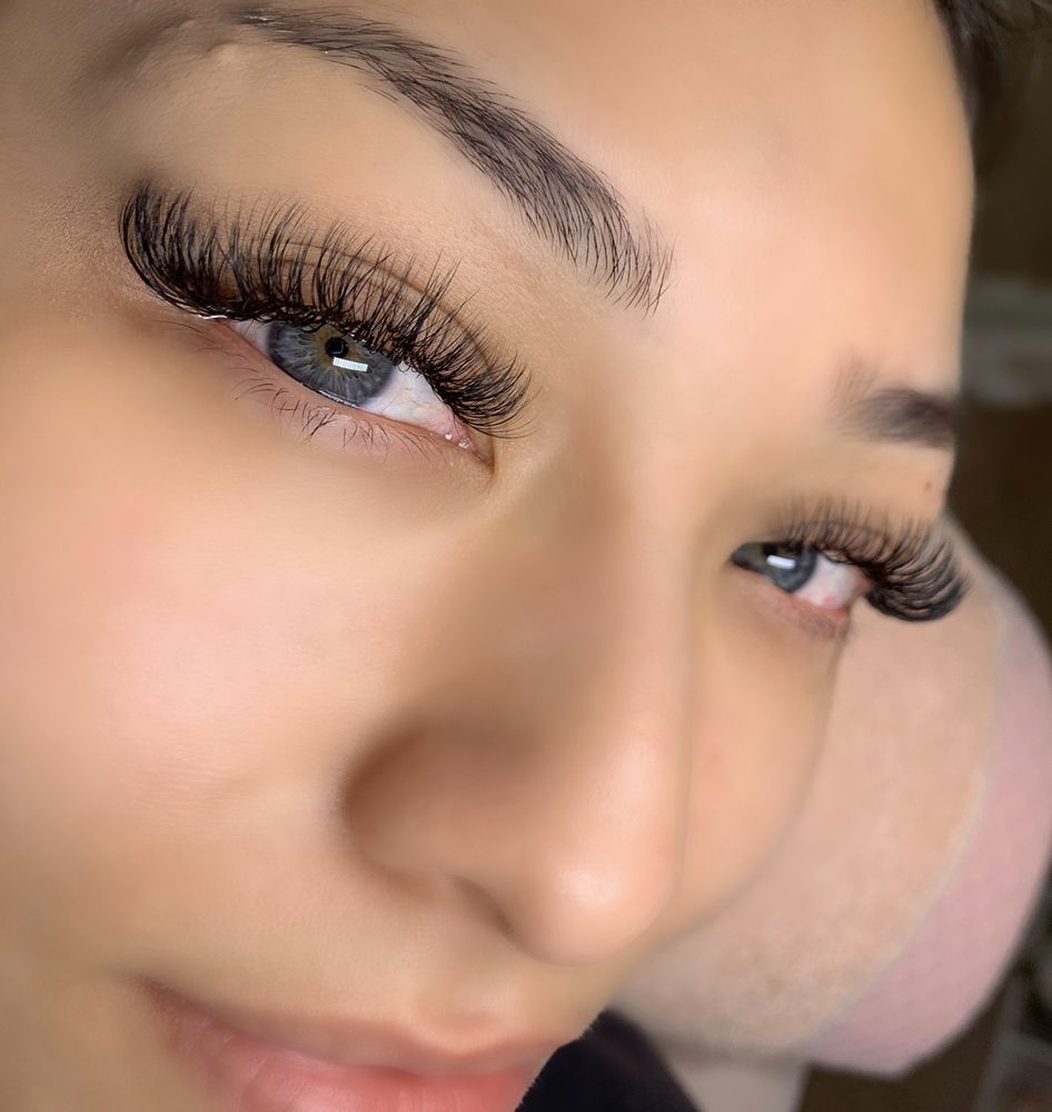GARDIA LASH Updated April 2024 19 Photos Rancho Cucamonga, California Eyelash Service