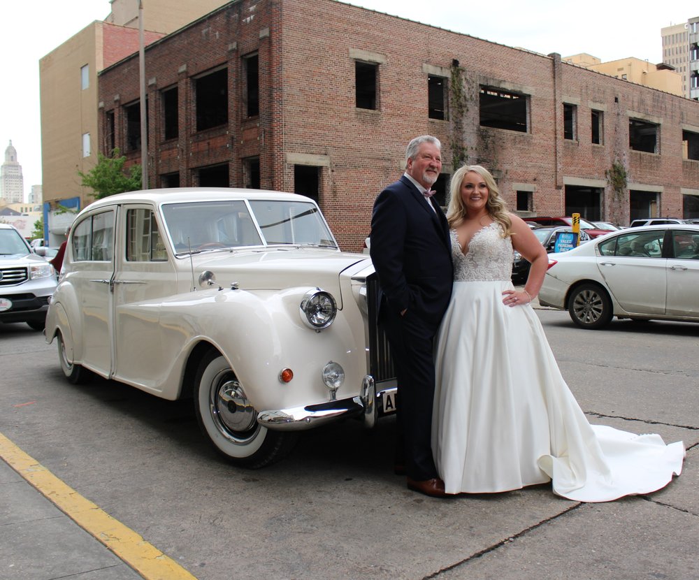 CAPITAL CITY CLASSIC CARS Baton Rouge, Louisiana Limos Phone