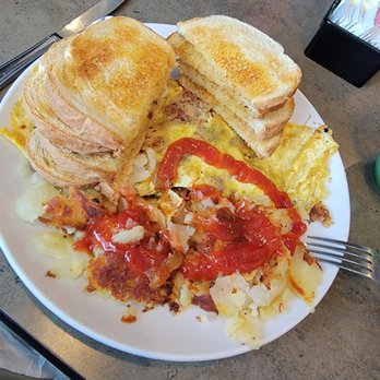 Dimitri's Restaurant - Irish omelet, potatoes. - New American Near Me - Lansing, Michigan