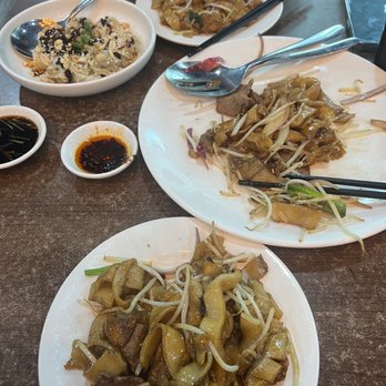 Yang Kee Dumpling - Chow fun - Dim Sum Near Me - Davis, California Yang Kee Dumpling - Chow fun - Dim Sum Near Me - Davis, California