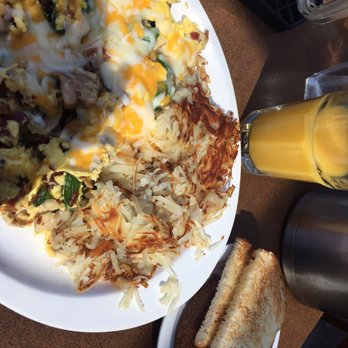 Breakers Breakfast, Brunch & Lunch - Bacon scramble with has browns and toast - Breakfast & Brunch Near Me - Pacifica, California Breakers Breakfast, Brunch & Lunch - Bacon scramble with has browns and toast - Breakfast & Brunch Near Me - Pacifica, California