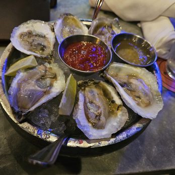Saint & Second - Oysters - Breakfast & Brunch Near Me - Manhattan Beach, California