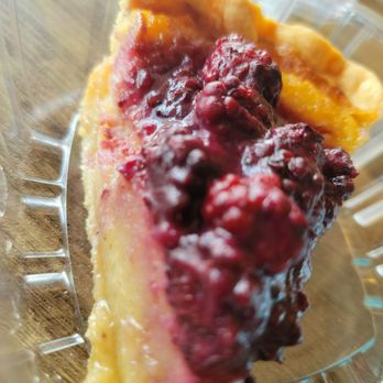 Rollin' Bean Coffee - Blackberry bourbon pie. - Ice Cream & Frozen Yogurt Near Me - Caddo Mills, Texas