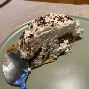 Bipartisan Cafe - Chocolate peanut butter cream pie - Desserts Near Me - Portland, Oregon Bipartisan Cafe - Chocolate peanut butter cream pie - Desserts Near Me - Portland, Oregon
