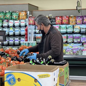 JONS Marketplace - Workers wearing mask half way. - Convenience Stores Near Me - Van Nuys, California JONS Marketplace - Workers wearing mask half way. - Convenience Stores Near Me - Van Nuys, California