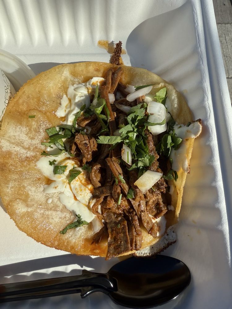 Food from Chachos Taqueria