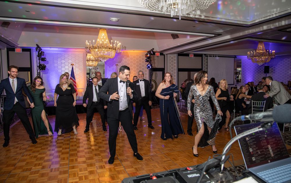 Fred Astaire Dance Studios Logo