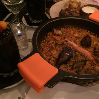 Arume - Seafood paella with lots of seafood! - Mediterranean Near Me - Barcelona, B Arume - Seafood paella with lots of seafood! - Mediterranean Near Me - Barcelona, B
