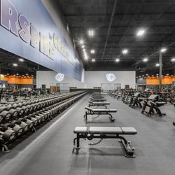 Crunch Fitness - Kirkwood
