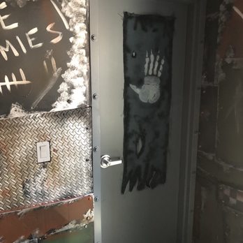 MiniWarGaming - Ork Hut Bunker room suite bathroom door. - Recording & Rehearsal Studios Near Me - Welland, Ontario