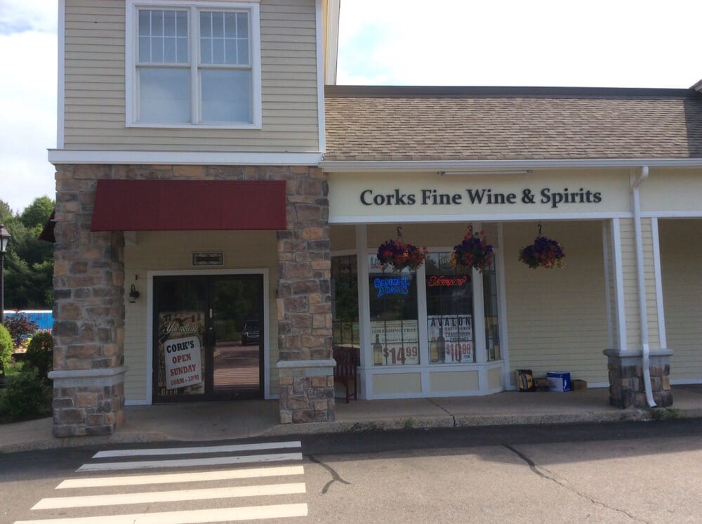 Cork's Fine Wine & Spirits Logo