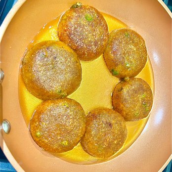 Chatpata Corner - Making of Alloo Tikki - Caterers Near Me - Naperville, Illinois