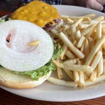 The Green Lantern Restaurant - American Near Me - Mc Farland, Wisconsin The Green Lantern Restaurant - American Near Me - Mc Farland, Wisconsin