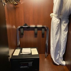 Auberge du Vieux Port - Safe and robes