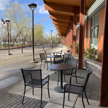 Kroc Center - Outdoor seating area - Gyms Near Me - Salem, Oregon