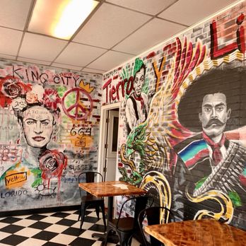 Castro's Bakery And Deli - Murals - Bakeries Near Me - King City, California Castro's Bakery And Deli - Murals - Bakeries Near Me - King City, California