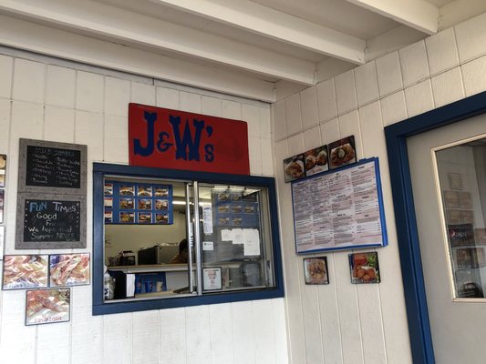 J&W's Fast Food by null