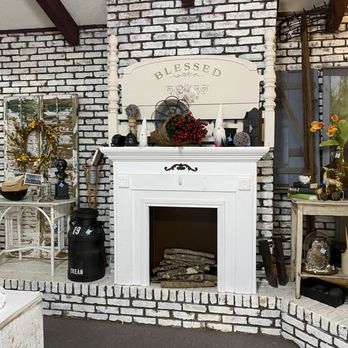 Treasure Chest Too - Treasure Chest - Antiques Near Me - Pineville, Louisiana