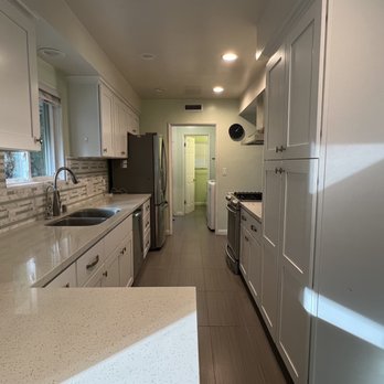 Calderon's Cleaning Services - Home Cleaning Near Me - Los Angeles, California Calderon's Cleaning Services - Home Cleaning Near Me - Los Angeles, California