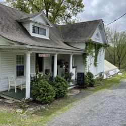 Goshen Green Farm - Little shop