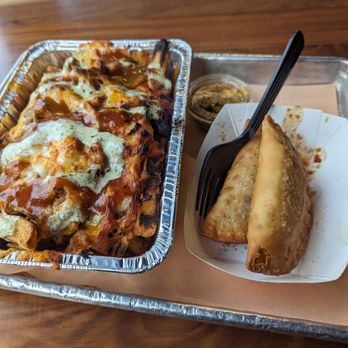 Federalist Pig - Loaded fries and rabo de toro empanadas - Barbeque Near Me - Washington, DC, District of Columbia Federalist Pig - Loaded fries and rabo de toro empanadas - Barbeque Near Me - Washington, DC, District of Columbia