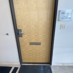 Pasadena Chiropractic Clinic - Front door.