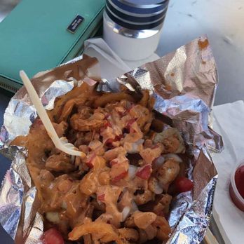 Road Dogs - Tailgate Fries with extra chicken! - Hot Dogs Near Me Road Dogs - Tailgate Fries with extra chicken! - Hot Dogs Near Me