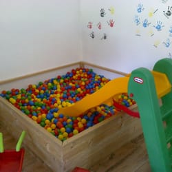 KiDDiS Cafe, Bistro & Indoor-/Outdoorspielplatz