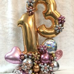 Globo Azul Events - Balloon Birthday party Arrangements.