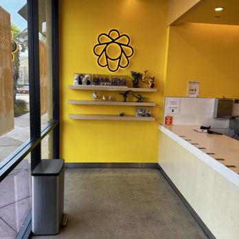 Sunright Tea Studio - Milpitas - Bubble Tea Near Me - Milpitas, California