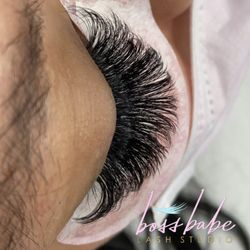 Boss Babe Lash Studio - Back view of Glam Babe Set