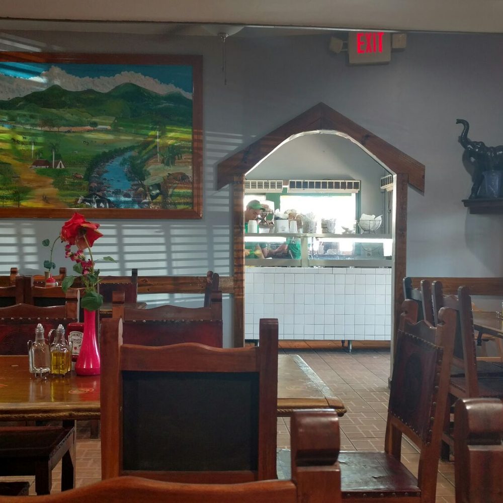 Mesa's BBQ - Inside accommodations. - Barbeque Near Me - Hialeah, Florida Mesa's BBQ - Inside accommodations. - Barbeque Near Me - Hialeah, Florida