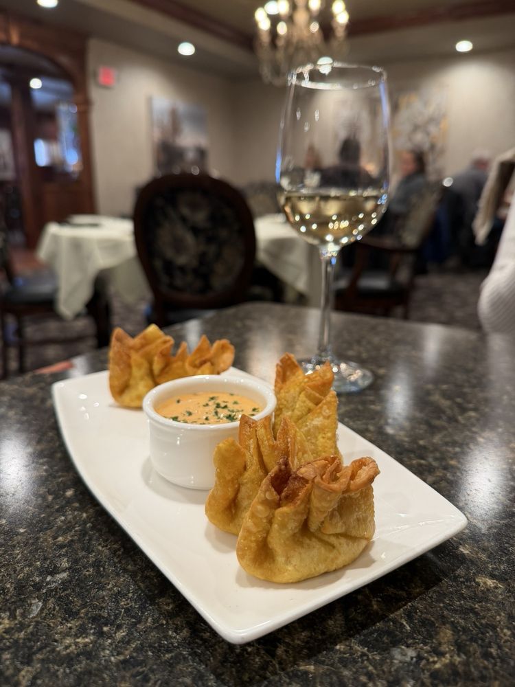 Sybill's Restaurant and Gift Shop Logo