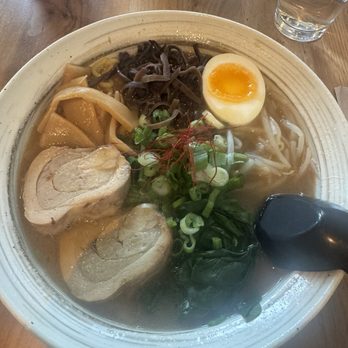 Uchiwa Ramen - Tonkotsu ramen - Japanese Near Me - Emeryville, California Uchiwa Ramen - Tonkotsu ramen - Japanese Near Me - Emeryville, California