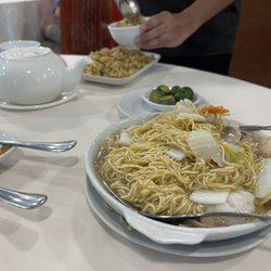 Hai Shin Lou Seafood King Restaurant - Superior fried rice, fried noodles with seafood