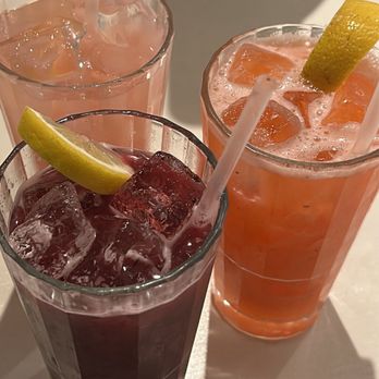 Le Burger 4304 - pomegranate lemonade - Beer Bar Near Me - Minneapolis, Minnesota
