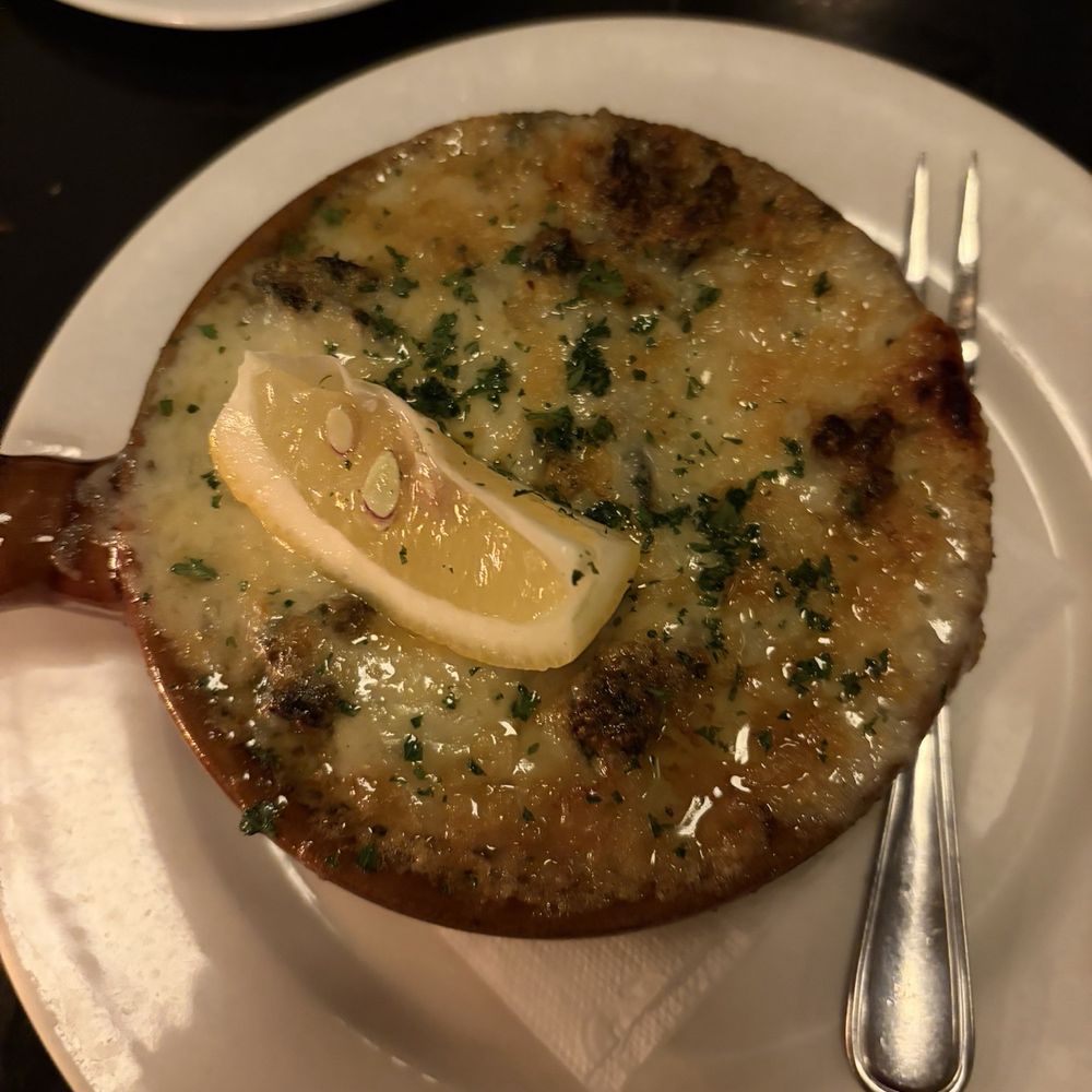 Modavie - Escargot topped with cheese - French Near Me - Montreal, Quebec Modavie - Escargot topped with cheese - French Near Me - Montreal, Quebec