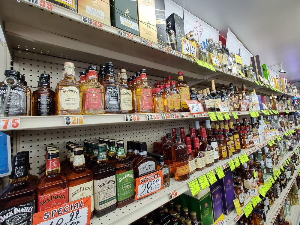 ISLAND LIQUOR Updated May 2024 130 Photos 15632 Leffingwell Rd