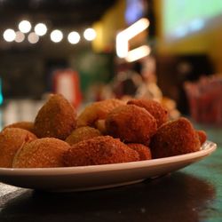 O Beco Torto - Porção de Salgados