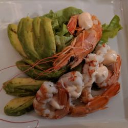 Clipper - Avocado prawn appetizer
