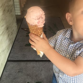Bibi’s Craft Ice Cream - Single scoop of strawberry $3 August 2019 - Ice Cream & Frozen Yogurt Near Me - Oklahoma City, Oklahoma Bibi’s Craft Ice Cream - Single scoop of strawberry $3 August 2019 - Ice Cream & Frozen Yogurt Near Me - Oklahoma City, Oklahoma