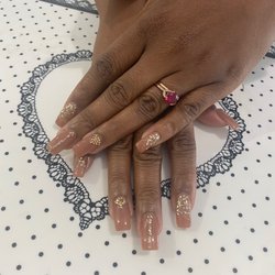 I-Pink Nail & Spa