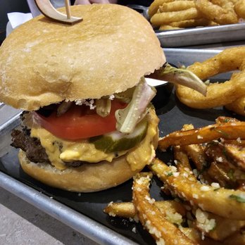 Graze Burgers - Burgers Near Me - Sevierville, Tennessee