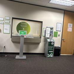 Quest Diagnostics - The office window that no one man's.