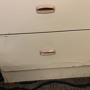 Desert Inn - Time for some upgraded furniture. If I paid half of what I paid, I might have expected this - Hotels Near Me - Tucumcari, New Mexico Desert Inn - Time for some upgraded furniture. If I paid half of what I paid, I might have expected this - Hotels Near Me - Tucumcari, New Mexico