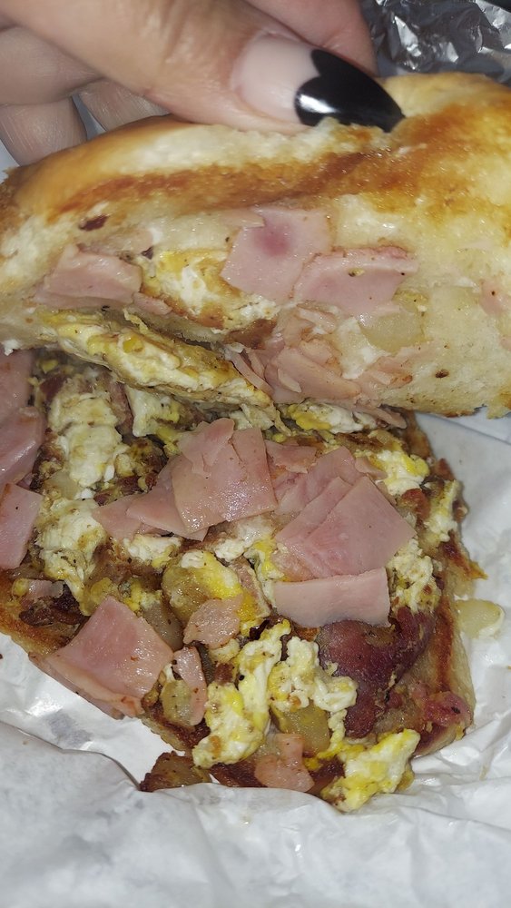 INIGUEZ BAKERY & DELI 18 Photos & 41 Reviews 740 W I St, Los Banos, California Bakeries