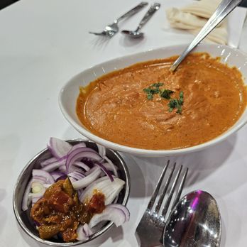 Shahi Darbar - Butter chicken. Quantity is more in the restaurant despite paying the same price for ordering via doordash. - Indian Near Me - Santa Clara, California Shahi Darbar - Butter chicken. Quantity is more in the restaurant despite paying the same price for ordering via doordash. - Indian Near Me - Santa Clara, California