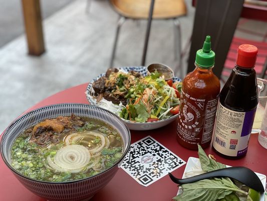 5ive Spice Tacos & Banh Mi by null