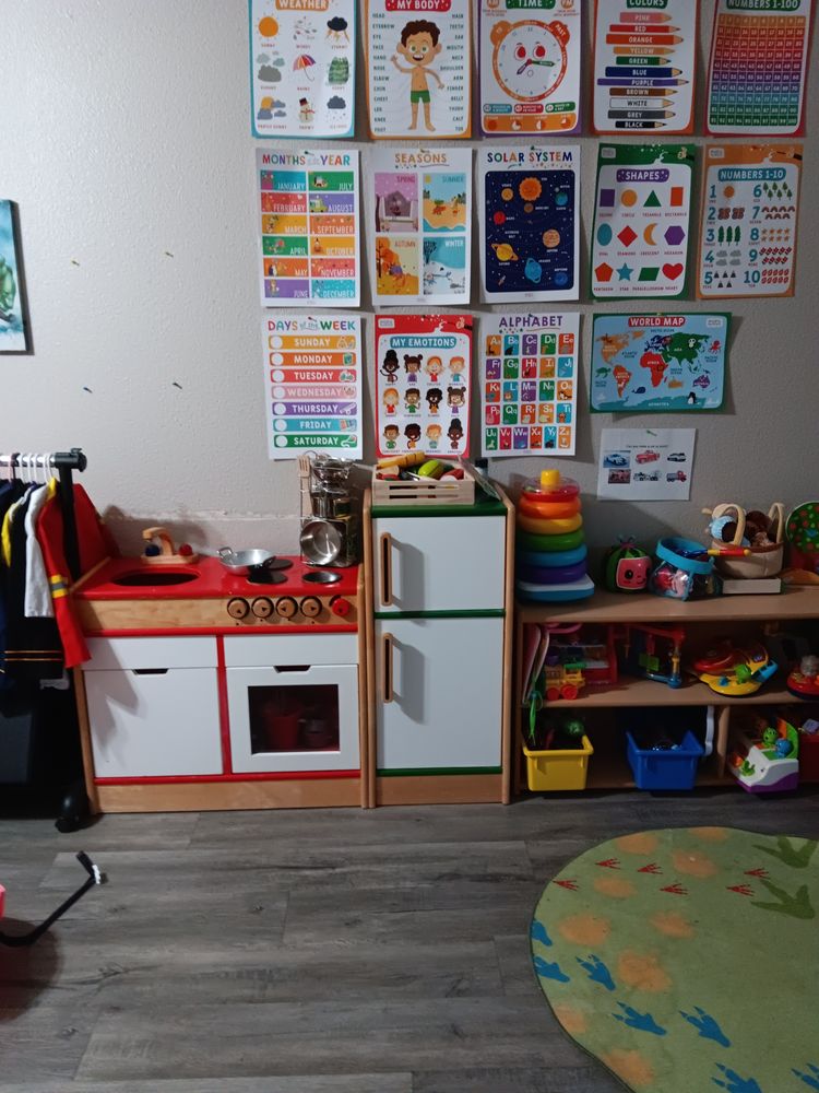 Mama Nonis Day Care - childcare center in Santa Rosa, CA